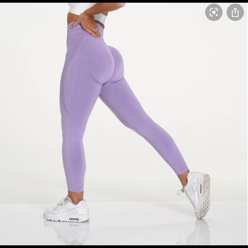NVGTN lavender seamless leggings In size small